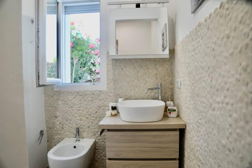 VILLA MARE BLUE SR Nuovissima Villa 150m dal mare adatta a bambini Terrauzza Esterno foto