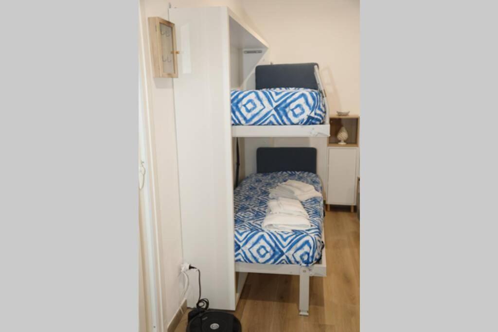 VILLA MARE BLUE SR Nuovissima Villa 150m dal mare adatta a bambini Terrauzza Esterno foto