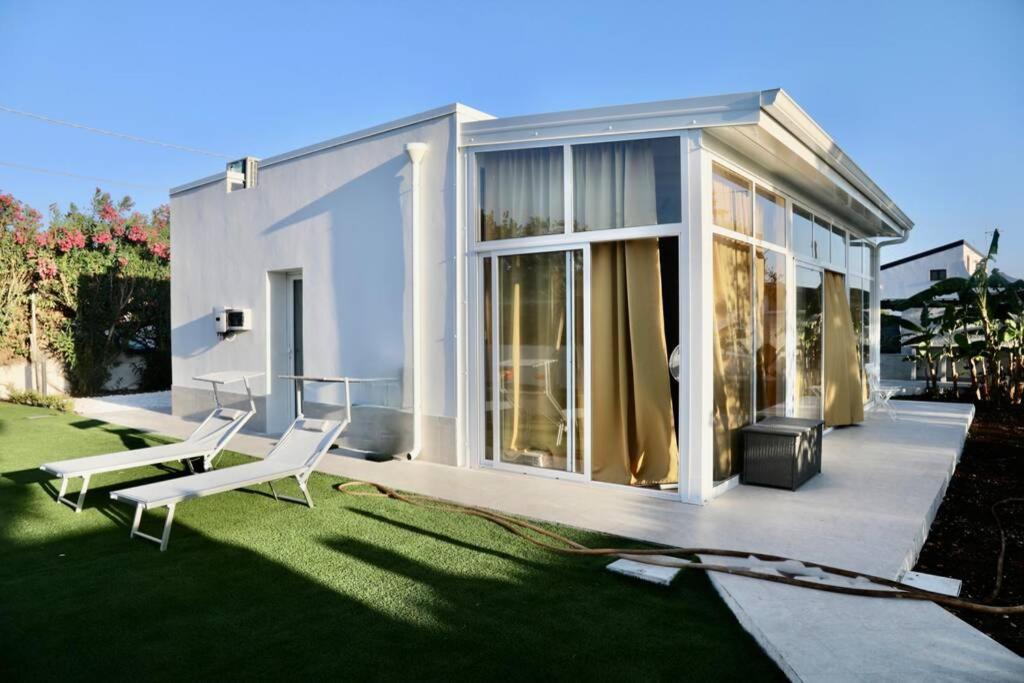 VILLA MARE BLUE SR Nuovissima Villa 150m dal mare adatta a bambini Terrauzza Esterno foto